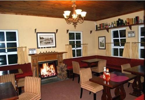 The Hogsback Inn מראה חיצוני תמונה